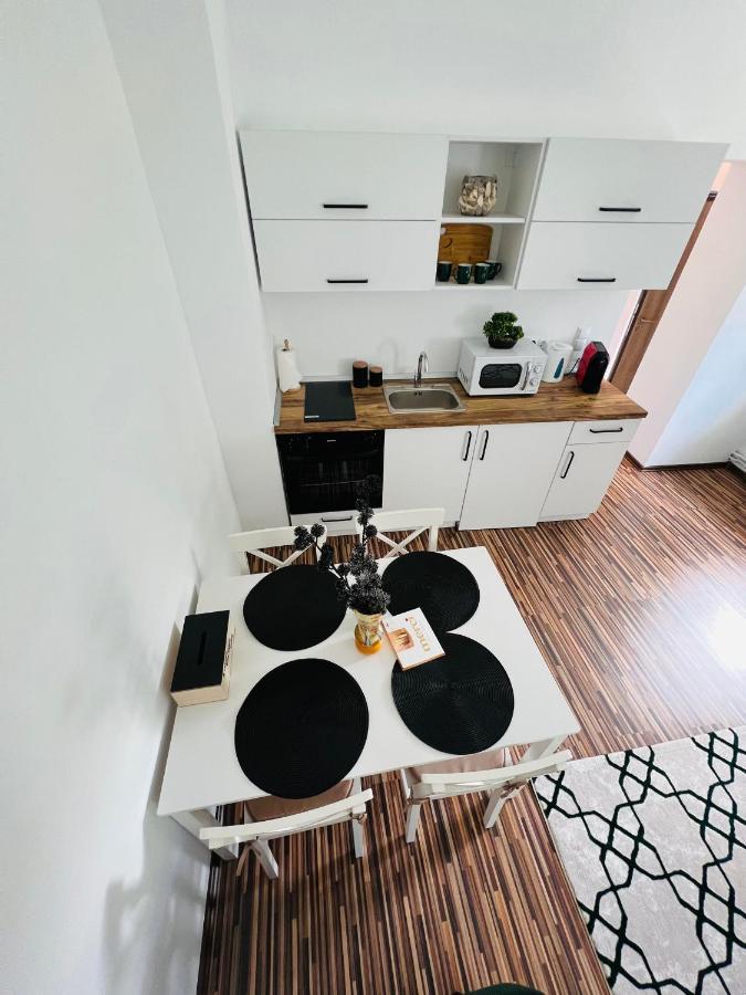 Apartament In Regim Hotelier King Medias Ngoại thất bức ảnh